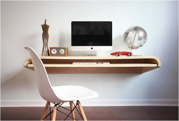 Minimal Float Wall Desk By Dario Antonioni