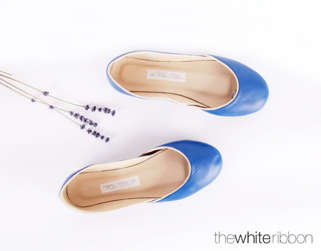 the white ribbon flats